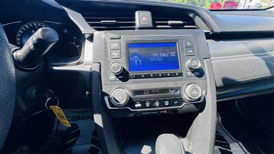 2017 Honda Civic LX   - Photo 24 - Raytown, MO 64138