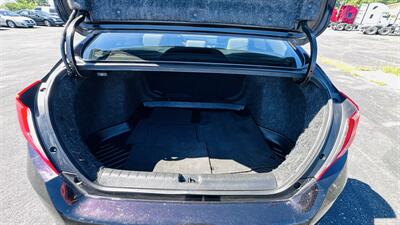 2017 Honda Civic LX   - Photo 27 - Raytown, MO 64138