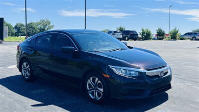 2017 Honda Civic LX   - Photo 5 - Raytown, MO 64138