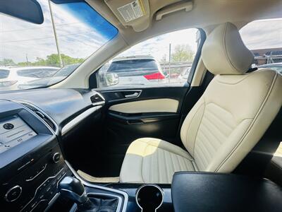 2017 Ford Edge SEL   - Photo 20 - Kansas City, MO 64131
