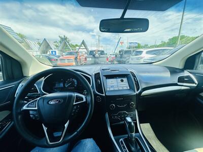 2017 Ford Edge SEL   - Photo 16 - Kansas City, MO 64131