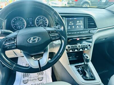 2020 Hyundai ELANTRA SEL   - Photo 13 - Kansas City, MO 64131