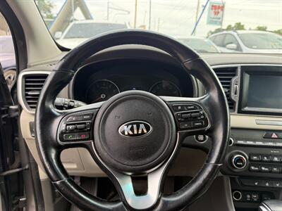 2017 Kia Sportage EX - Photo 9 - Kansas City, MO 64131