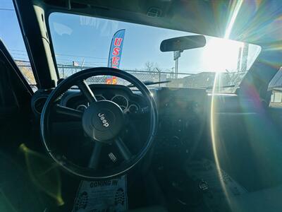 2010 Jeep Wrangler Unlimited Sport   - Photo 12 - Kansas City, MO 64131