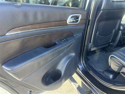 2014 Jeep Grand Cherokee Overland   - Photo 17 - Kansas City, MO 64131