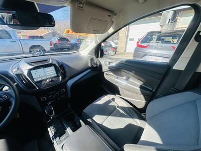2018 Ford Escape SE   - Photo 9 - Kansas City, MO 64131