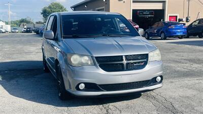2014 Dodge Grand Caravan SXT - Photo 4 - Raytown, MO 64138