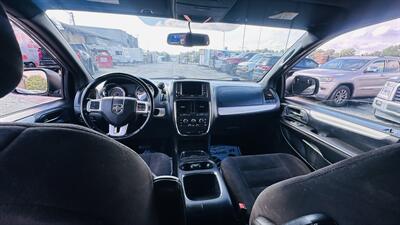 2014 Dodge Grand Caravan SXT - Photo 10 - Raytown, MO 64138