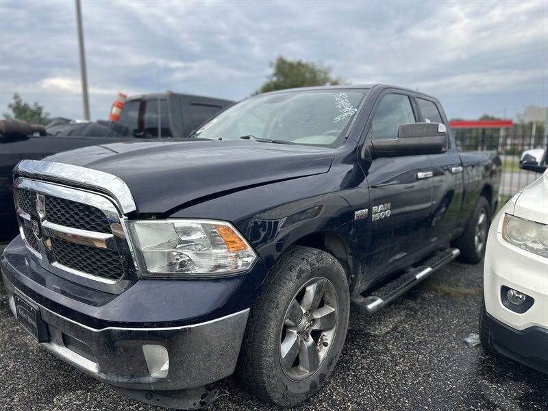 2011 RAM 2500 ST   - Photo 1 - Raytown, MO 64138