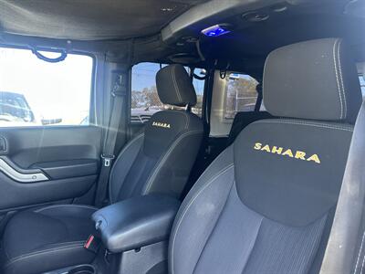 2014 Jeep Wrangler Unlimited Sahara   - Photo 14 - Kansas City, MO 64131