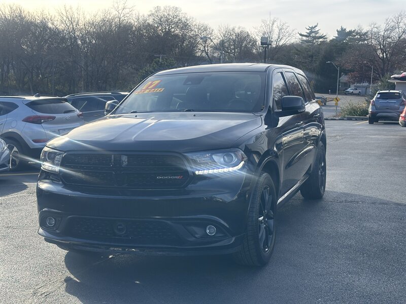 2017 Dodge Durango R/T   - Photo 1 - Kansas City, MO 64131