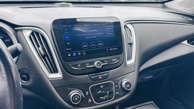 2019 Chevrolet Malibu RS - Photo 18 - Raytown, MO 64138