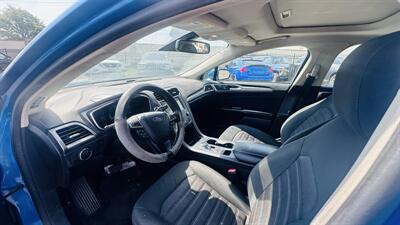 2020 Ford Fusion SE - Photo 12 - Raytown, MO 64138