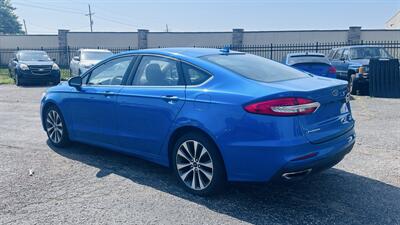 2020 Ford Fusion SE - Photo 3 - Raytown, MO 64138