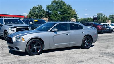 2014 Dodge Charger SXT - Photo 2 - Raytown, MO 64138