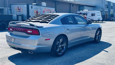 2014 Dodge Charger SXT - Photo 4 - Raytown, MO 64138