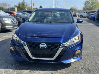 2020 Nissan Altima 2.5 S - Photo 2 - Raytown, MO 64138