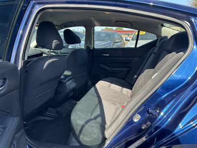 2020 Nissan Altima 2.5 S - Photo 13 - Raytown, MO 64138