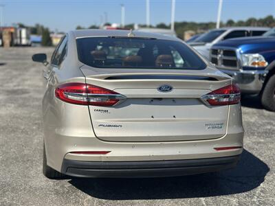 2019 Ford Fusion Hybrid Titanium   - Photo 41 - Raytown, MO 64138
