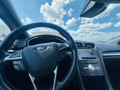 2019 Ford Fusion Hybrid Titanium - Photo 26 - Raytown, MO 64138