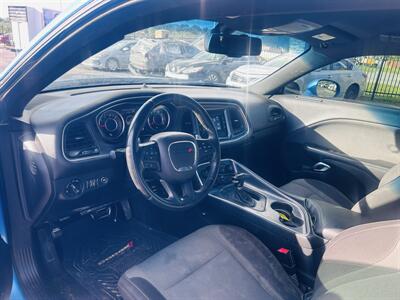 2015 Dodge Challenger R/T   - Photo 9 - Raytown, MO 64138