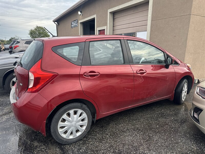 2015 Nissan Versa Note S   - Photo 1 - Raytown, MO 64138