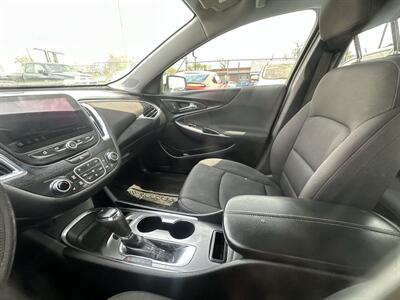 2019 Chevrolet Malibu LT - Photo 10 - Kansas City, MO 64131
