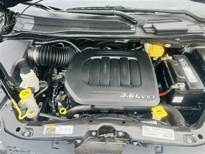 2018 Dodge Grand Caravan SXT   - Photo 19 - Kansas City, MO 64131