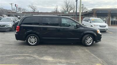 2018 Dodge Grand Caravan SXT   - Photo 17 - Kansas City, MO 64131