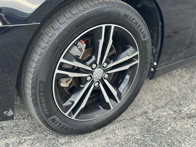 2013 Dodge Charger R/T - Photo 12 - Raytown, MO 64138