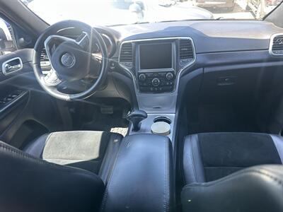 2015 Jeep Grand Cherokee Laredo   - Photo 8 - Kansas City, MO 64131