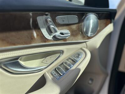 2015 Mercedes-Benz C 300 4MATIC - Photo 21 - Raytown, MO 64138