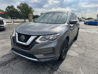 2018 Nissan Rogue S   - Photo 1 - Raytown, MO 64138