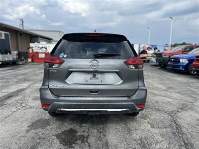 2018 Nissan Rogue S   - Photo 7 - Raytown, MO 64138