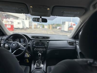 2018 Nissan Rogue S   - Photo 10 - Raytown, MO 64138