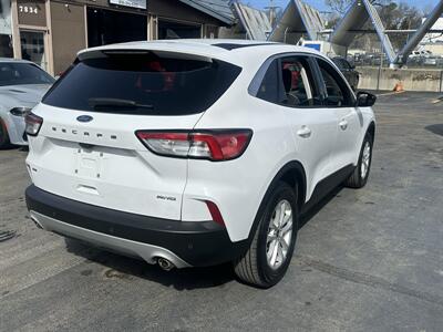 2022 Ford Escape SE   - Photo 4 - Kansas City, MO 64131