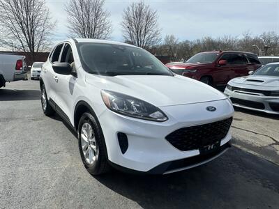 2022 Ford Escape SE   - Photo 1 - Kansas City, MO 64131