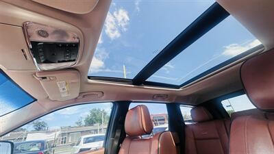 2012 Jeep Grand Cherokee Overland   - Photo 16 - Kansas City, MO 64131