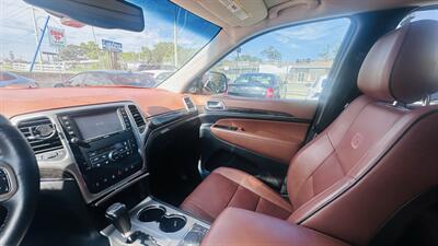 2012 Jeep Grand Cherokee Overland   - Photo 13 - Kansas City, MO 64131