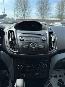 2018 Ford Escape SE   - Photo 9 - Kansas City, MO 64131