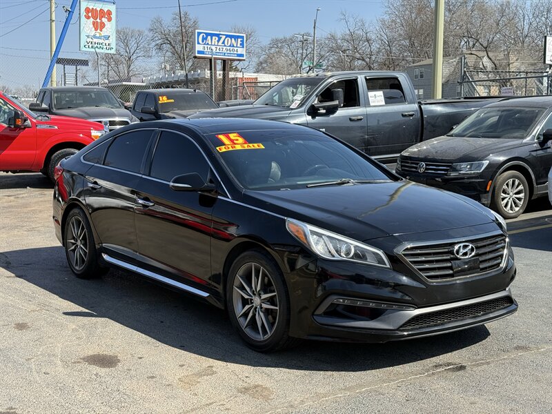 2015 Hyundai SONATA Sport 2.0T   - Photo 1 - Kansas City, MO 64131