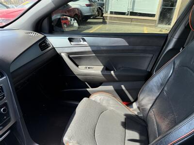 2015 Hyundai SONATA Sport 2.0T   - Photo 15 - Kansas City, MO 64131