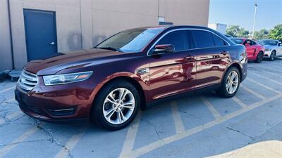 2015 Ford Taurus SEL   - Photo 1 - Raytown, MO 64138