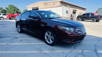 2015 Ford Taurus SEL   - Photo 4 - Raytown, MO 64138