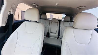 2019 Ford Edge Titanium - Photo 15 - Raytown, MO 64138