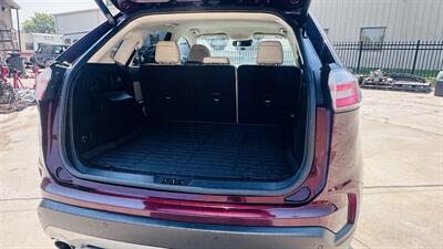 2019 Ford Edge Titanium - Photo 8 - Raytown, MO 64138