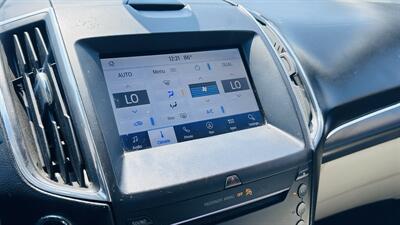 2019 Ford Edge Titanium - Photo 18 - Raytown, MO 64138