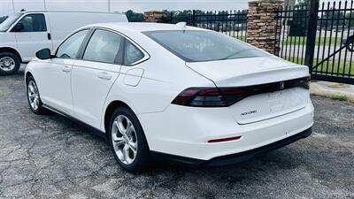 2024 Honda Accord LX - Photo 9 - Raytown, MO 64138