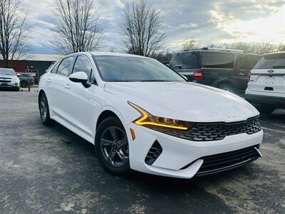 2022 Kia K5 LXS   - Photo 4 - Kansas City, MO 64131