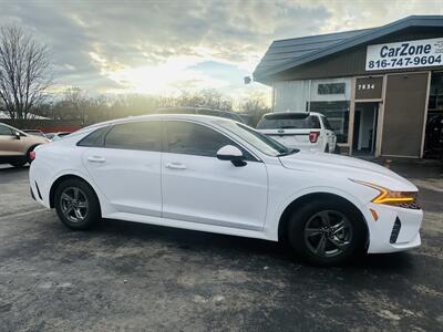 2022 Kia K5 LXS   - Photo 5 - Kansas City, MO 64131
